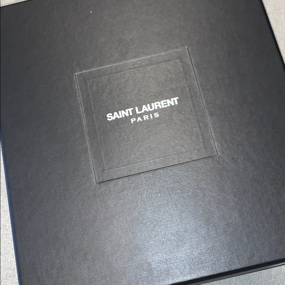Saint Laurent white and black heel